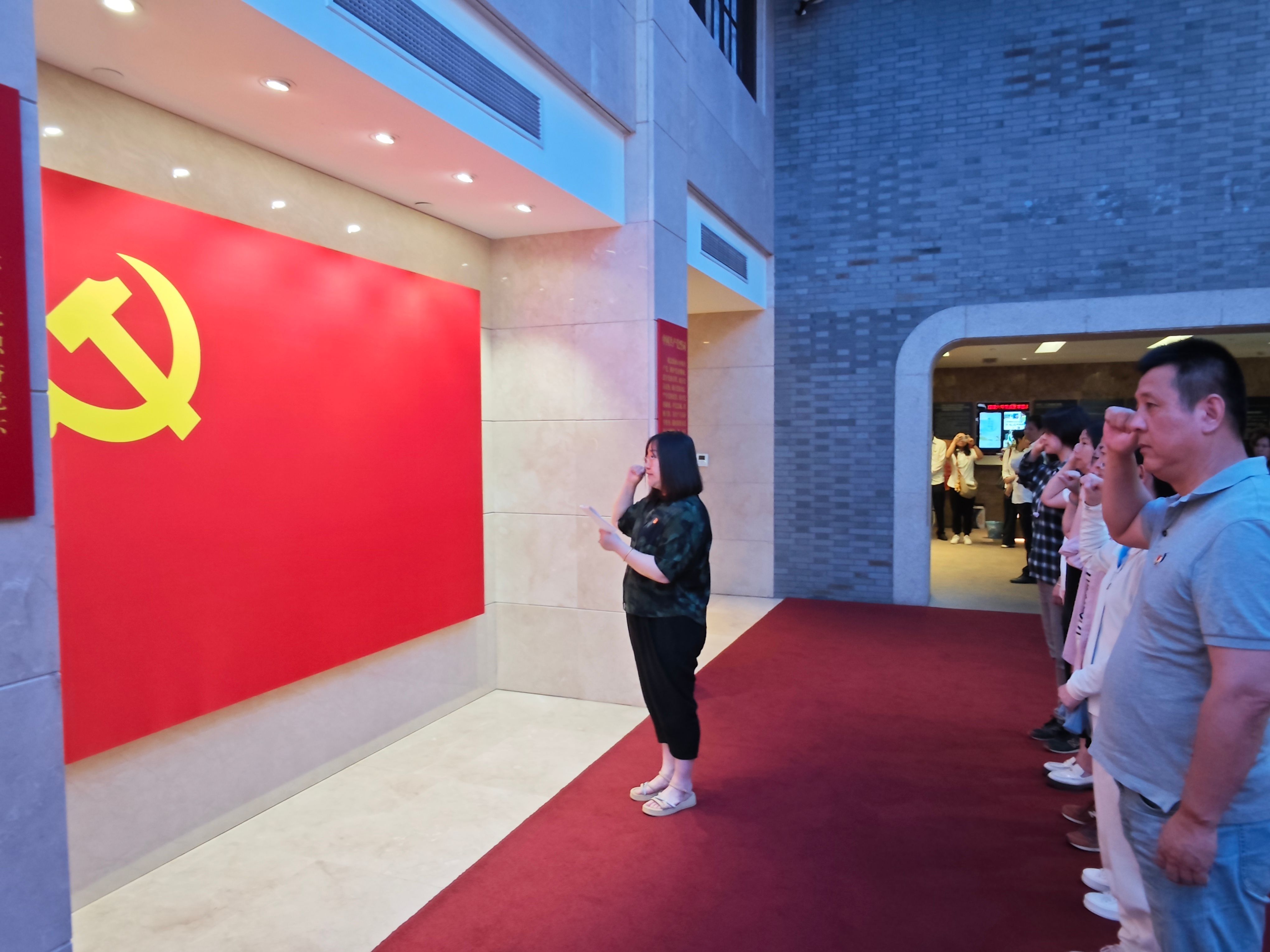 1727671620898787.jpg 宣誓2.jpg